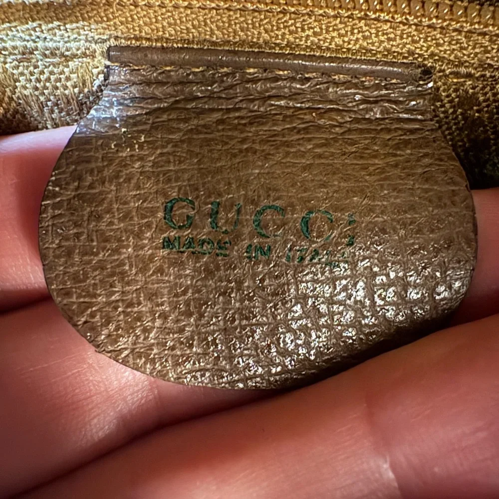 Vintage Authentic Gucci Suede Drawstring Backpack –‎ Brown